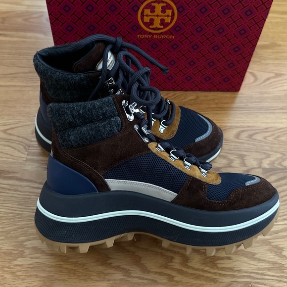 Tory Burch NIB Adventure Hiker Boots (8) - Picture 11 of 16